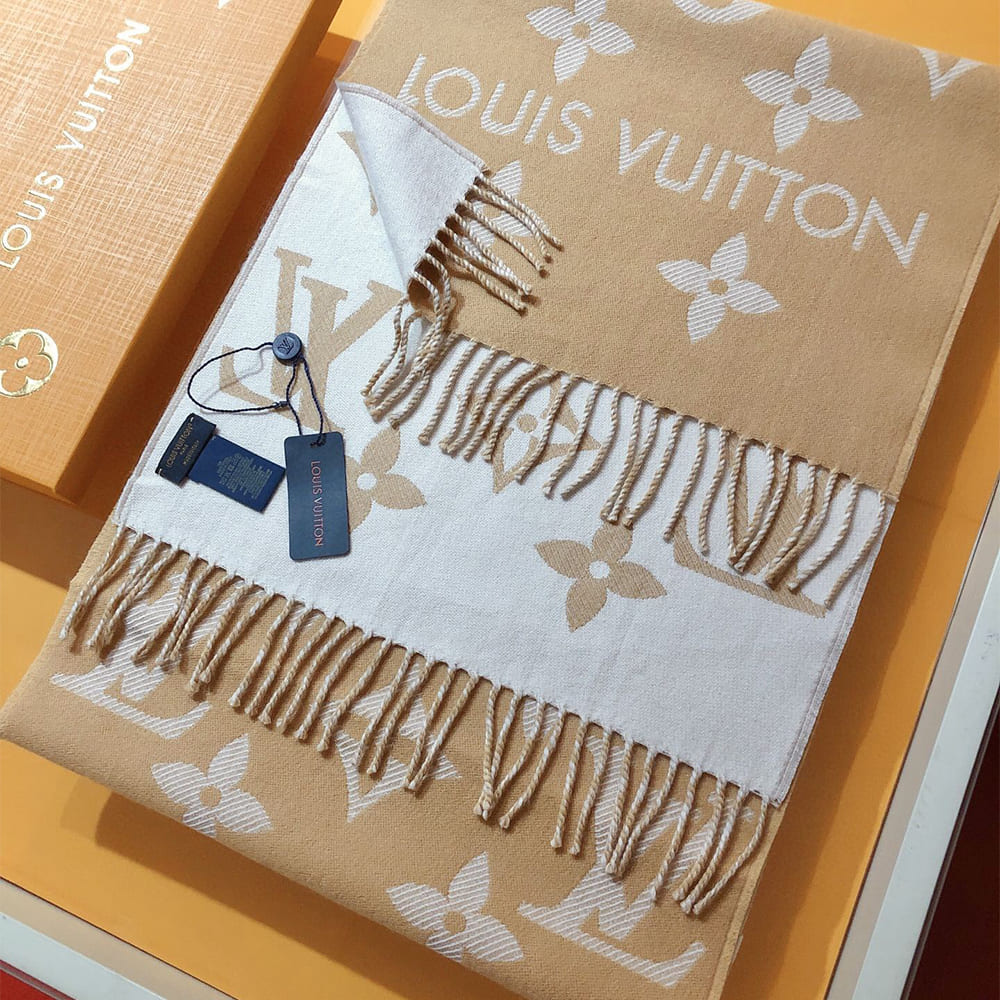 LV ESSENTIAL Scarf