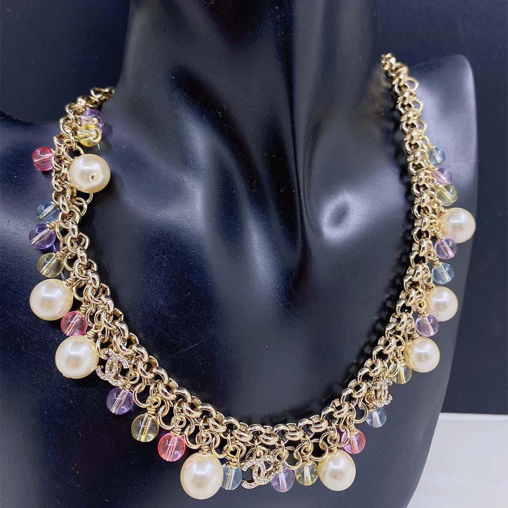 Ch**el necklace