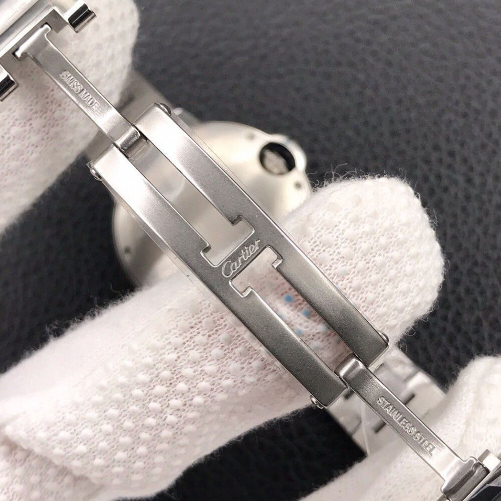 Ca*t1er 33mm Ballon Bleu de Ca*t1er watch
