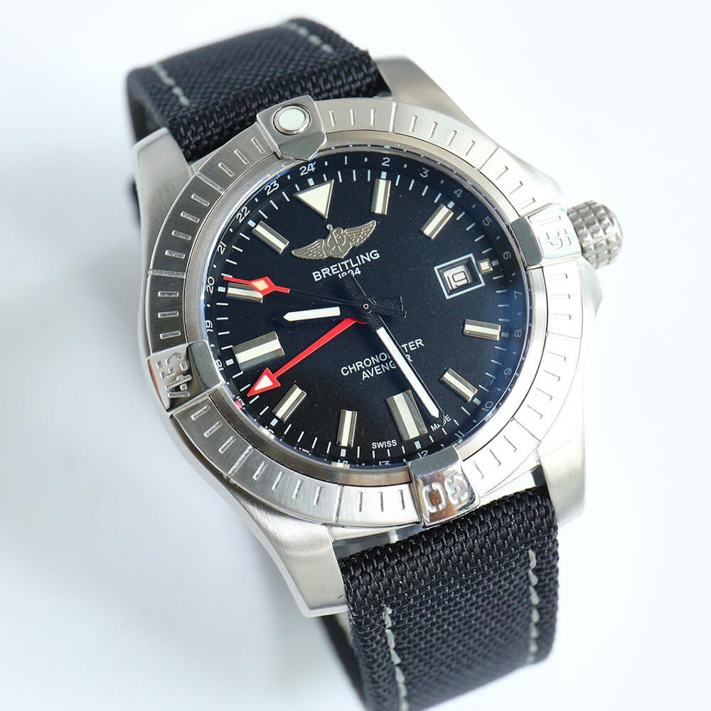 Breitling Avenger Blackbird 44