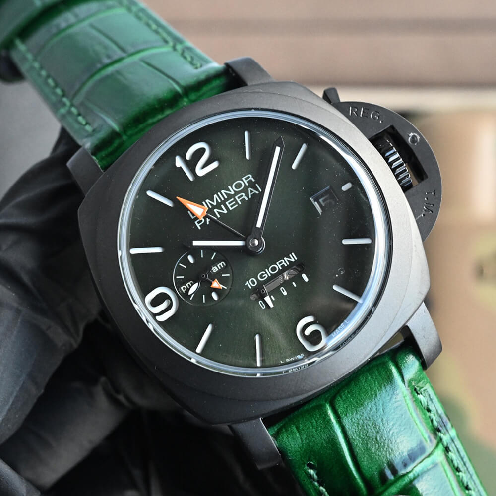 Pa*e*a1 LUMINOR 44mm