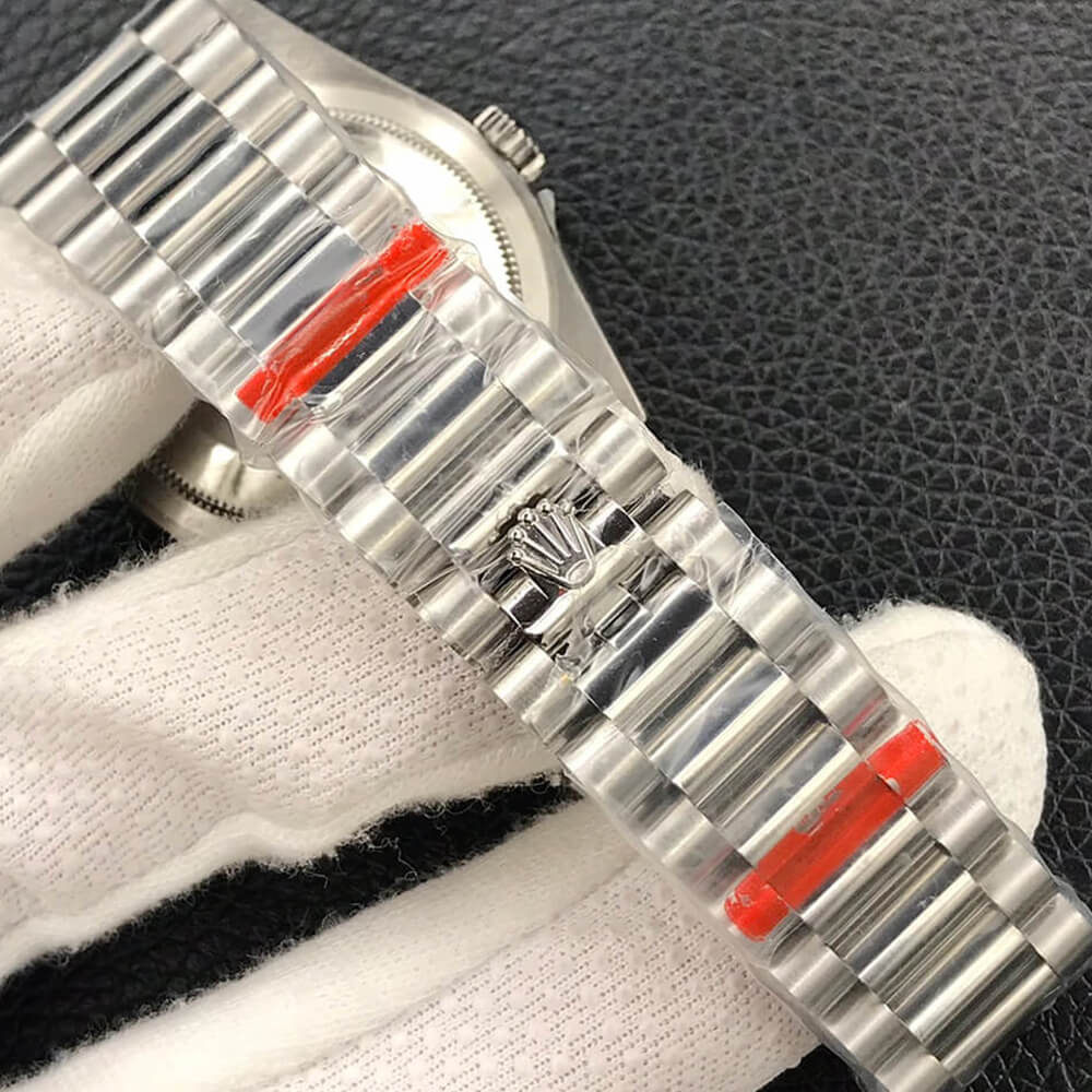 R01ex Day-Date 36