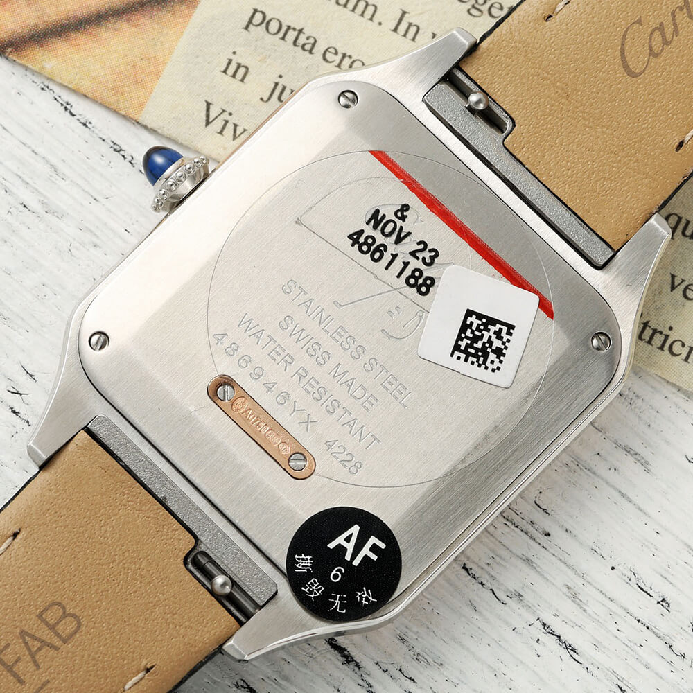 Ca*t1er Small Santos-Dumont watch