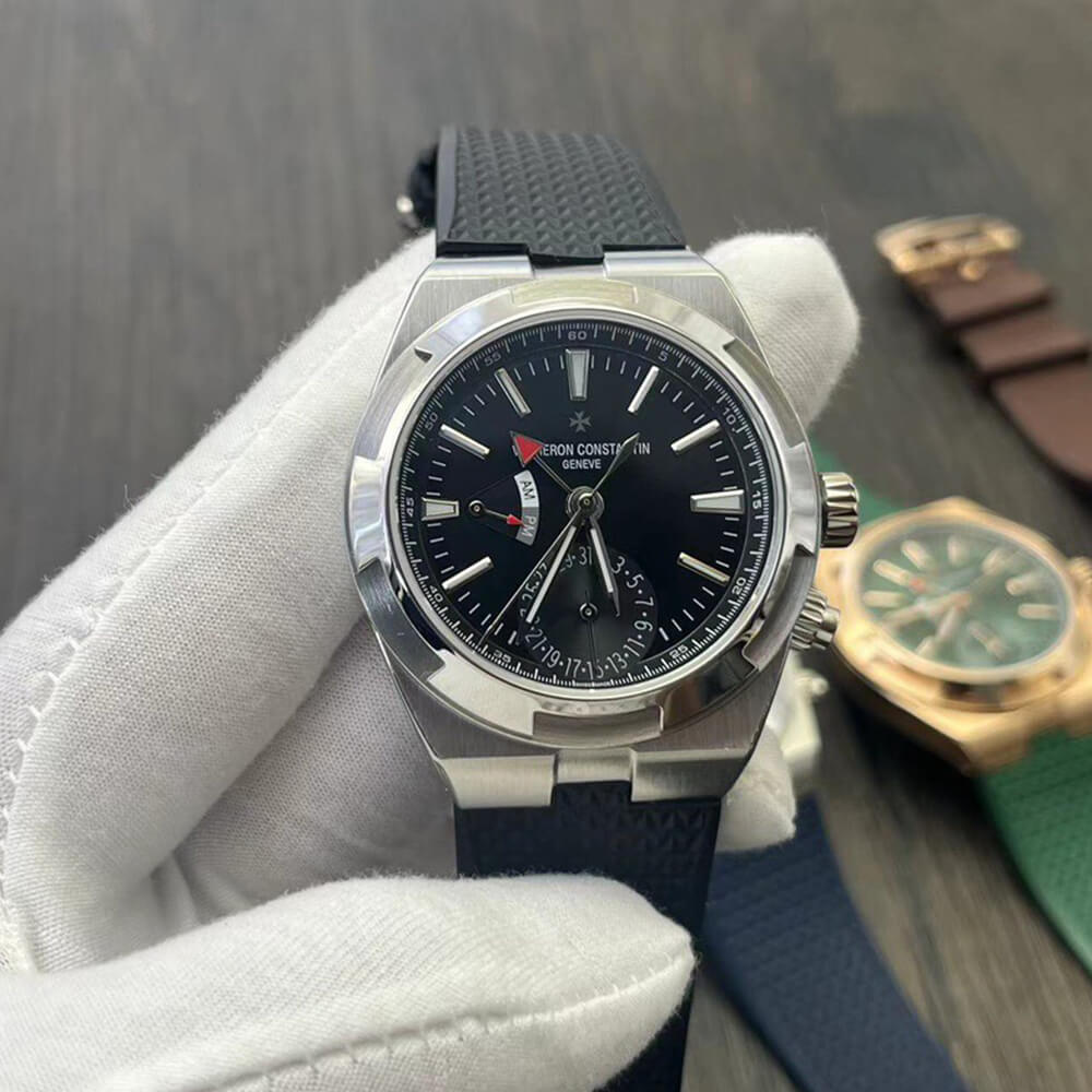 Vacheron C0nstan1n Overseas dual time