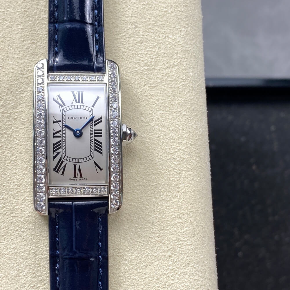 Ca*t1er Tank Americaine watch