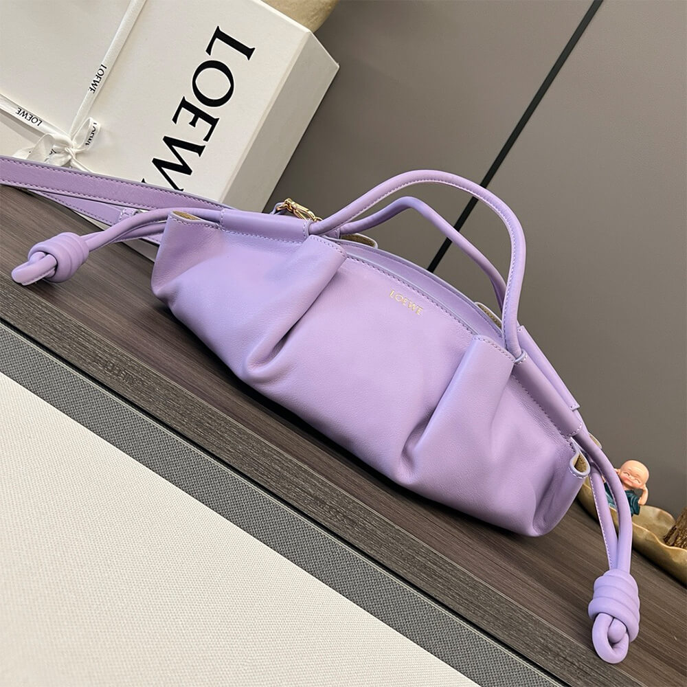 L0ew* Small Paseo bag in shiny nappa calfskin(high-end grade)