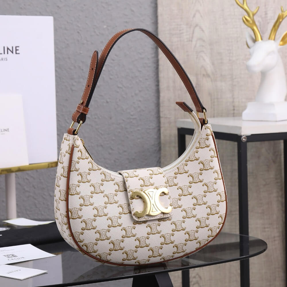 Ce1i*e MEDIUM AVA TRIOMPHE BAG in Calfskin