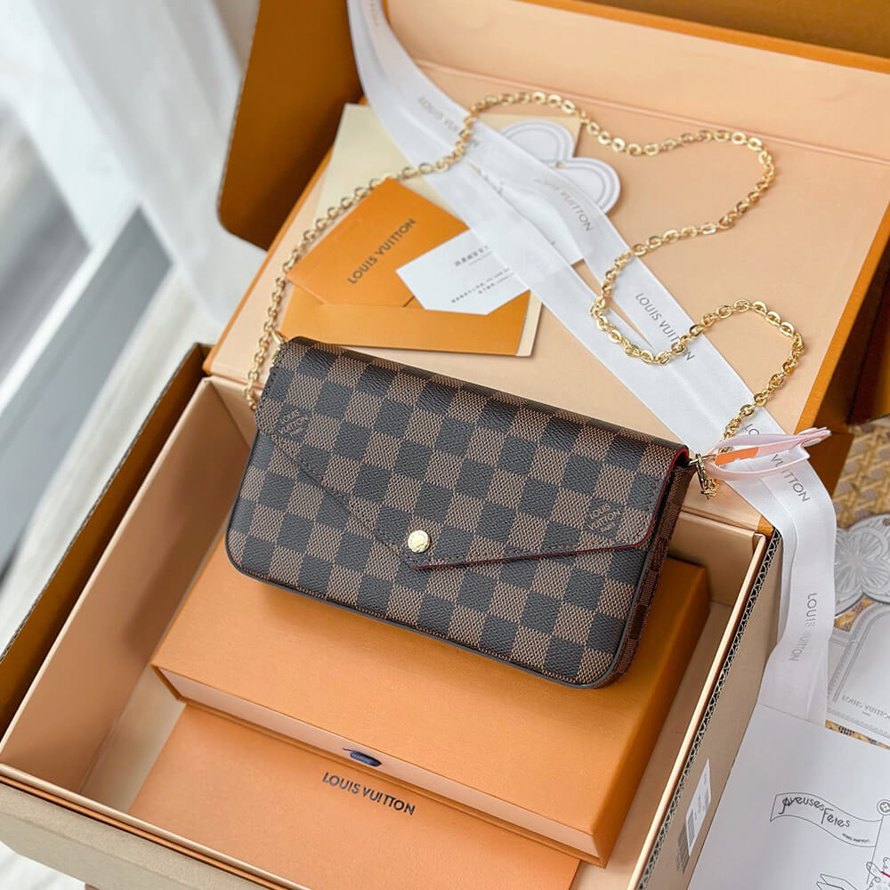 LV Pochette F??licie