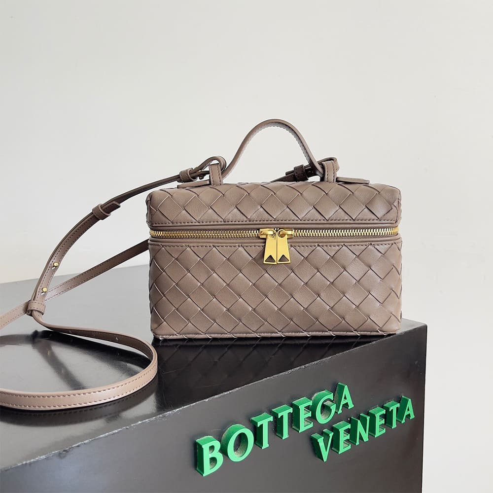 B0tt*ga Ven*ta Bang Bang Vanity Case(high-end grade)