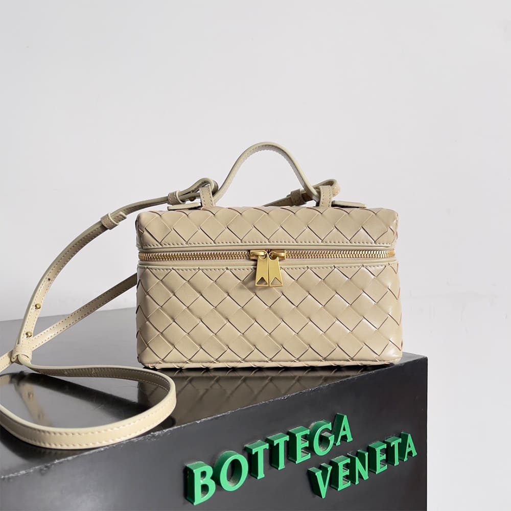 B0tt*ga Ven*ta Bang Bang Vanity Case(high-end grade)