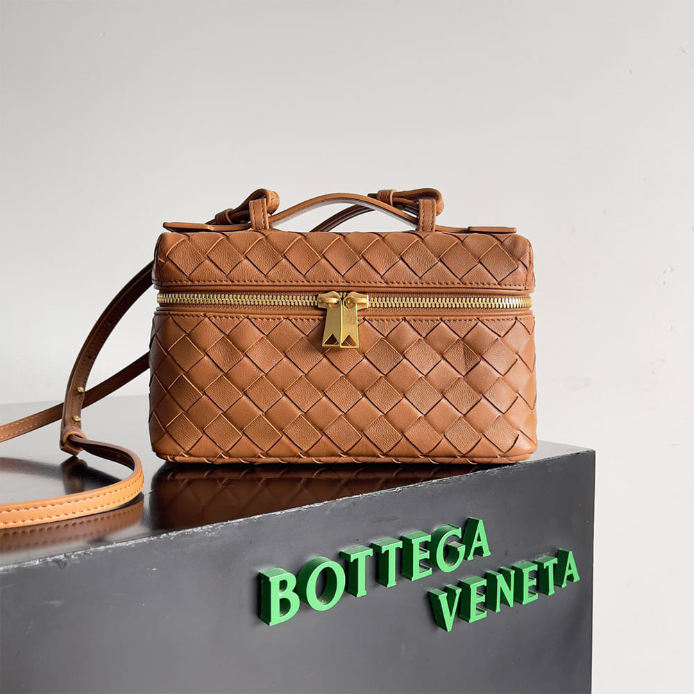 B0tt*ga Ven*ta Bang Bang Vanity Case(high-end grade)