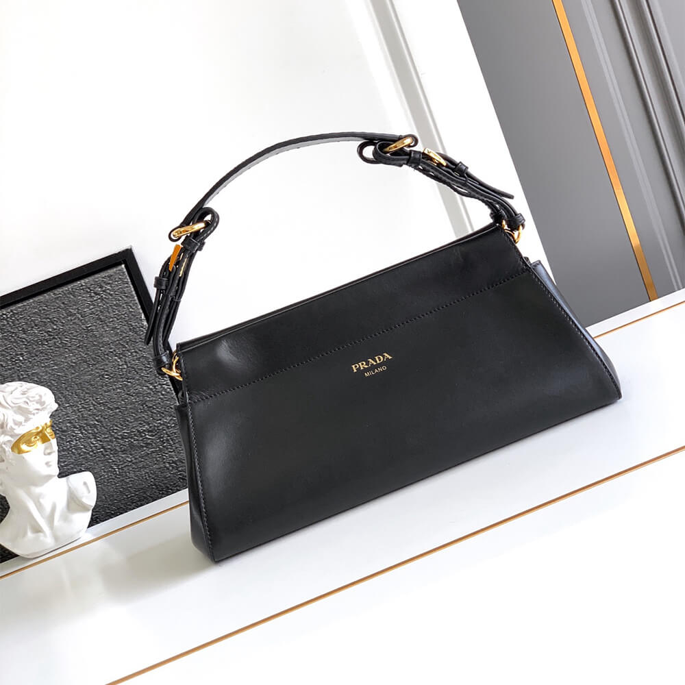 Pra*a Enchaine medium leather bag(HIGH-END GRADE)