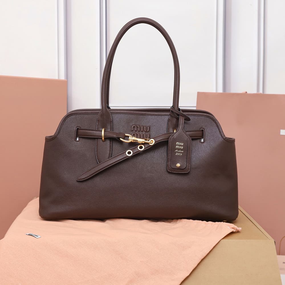 M1um1u Large Aventure nappa leather bag(HIGH-END GRADE)