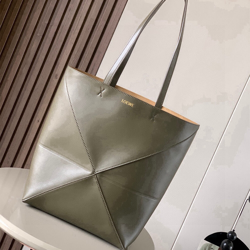 L0ew* Medium Puzzle Fold tote in shiny calfskin(HIGH-END GRADE)