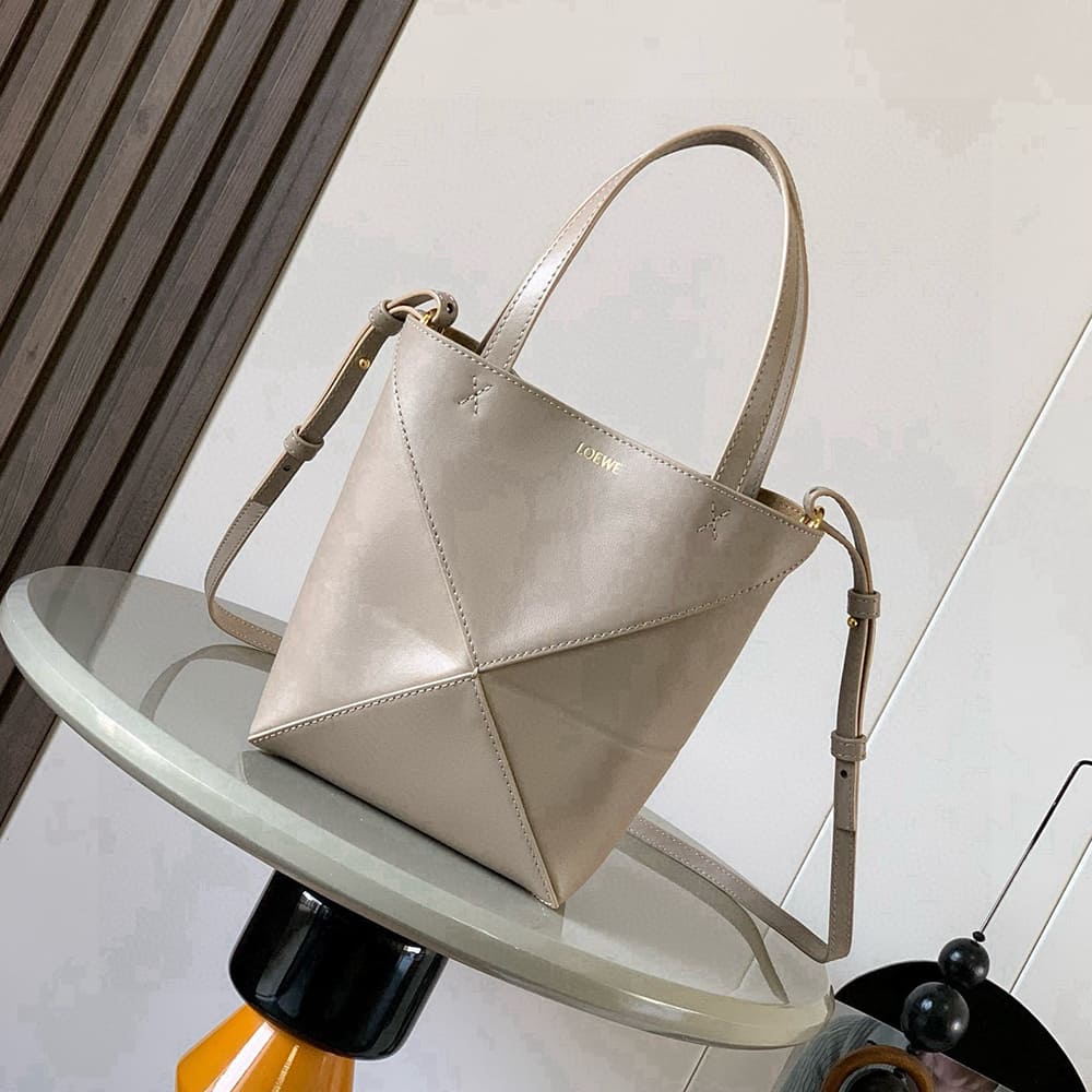 L0ew* Mini Puzzle Fold tote in shiny calfskin(HIGH-END GRADE)