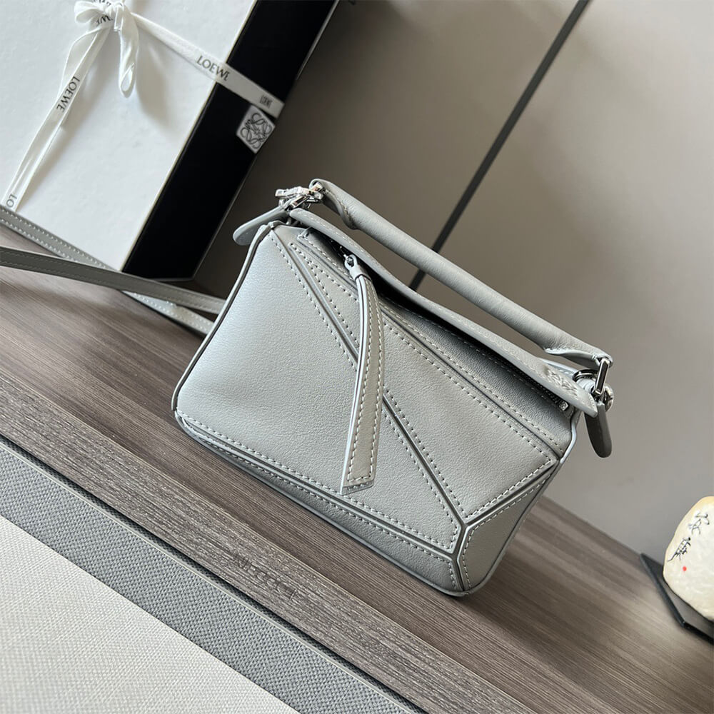 L0ew* Mini Puzzle bag