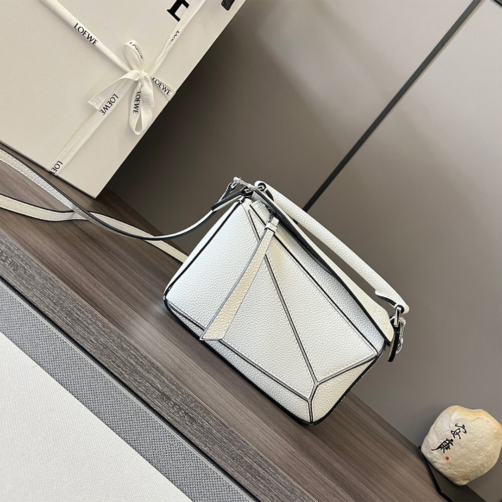 L0ew* Mini Puzzle bag