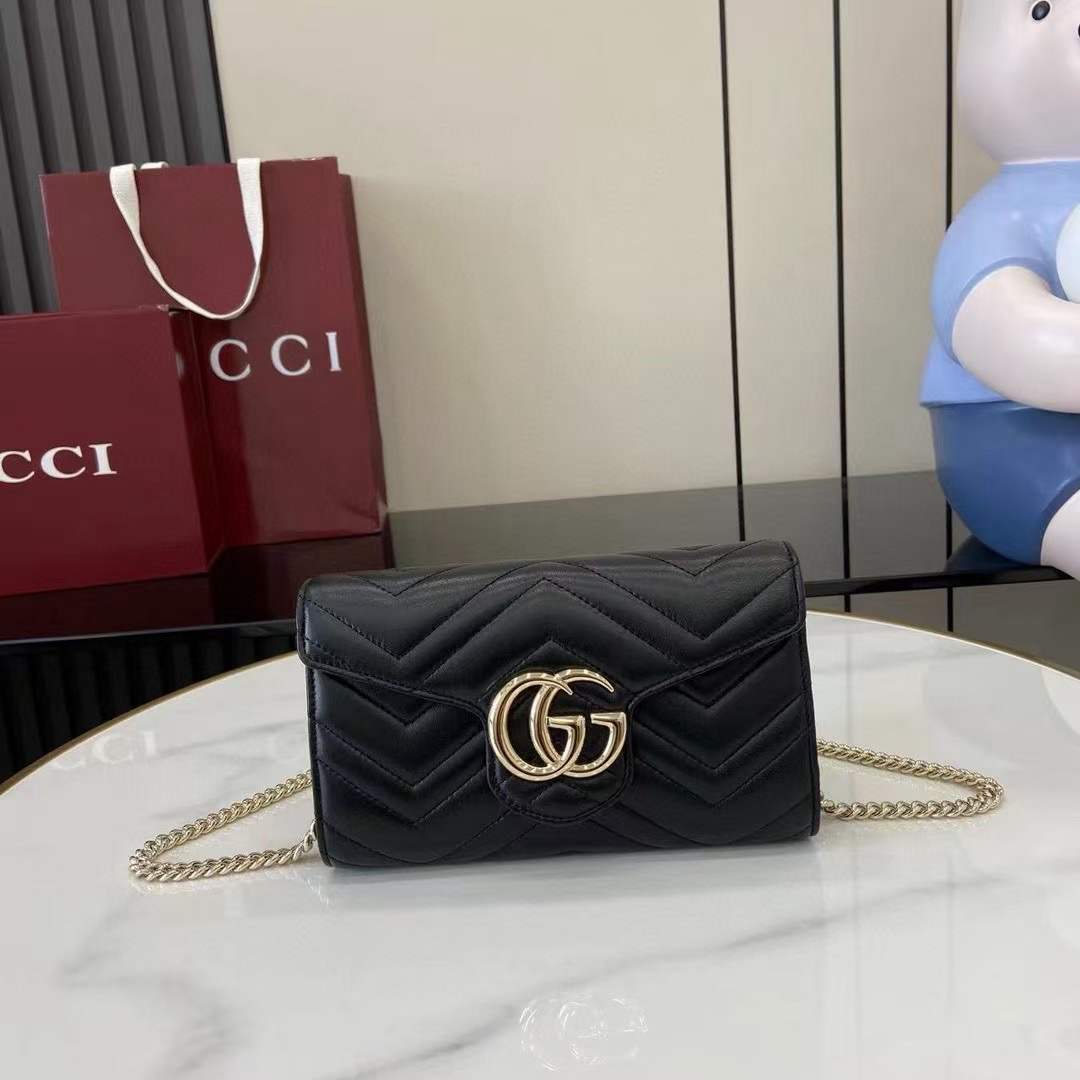GG Marmont Chain Wallet