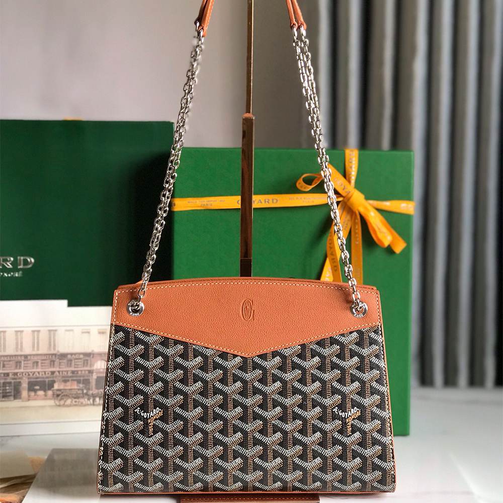 G09ard Structured Roulette PM Bag