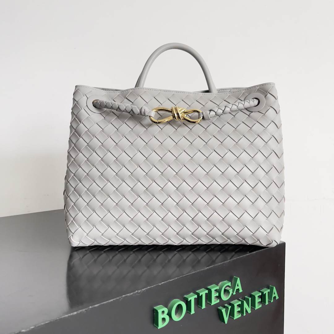 B0tt*ga Ven*ta Medium Andiamo(HIGH-END GRADE)