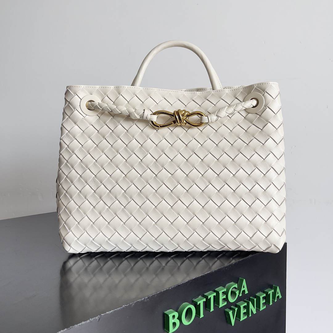 B0tt*ga Ven*ta Medium Andiamo(HIGH-END GRADE)