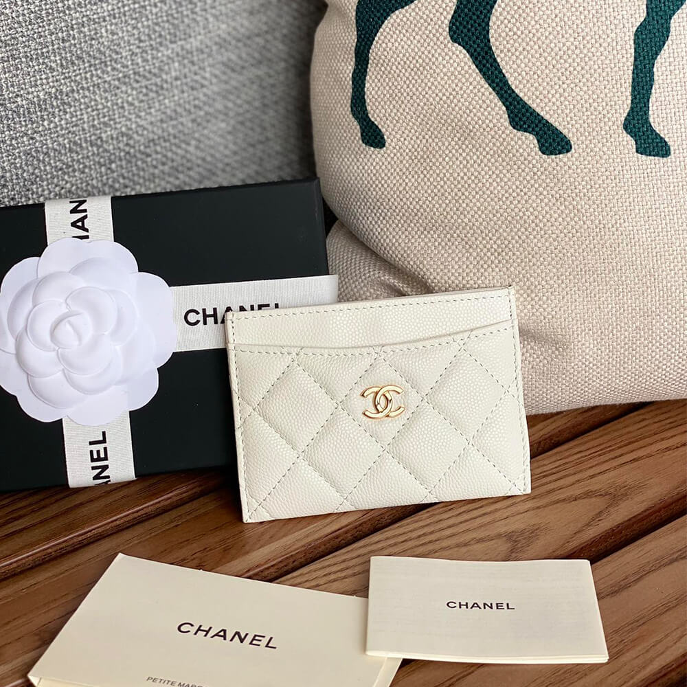 Ch**el Classic Card Holder