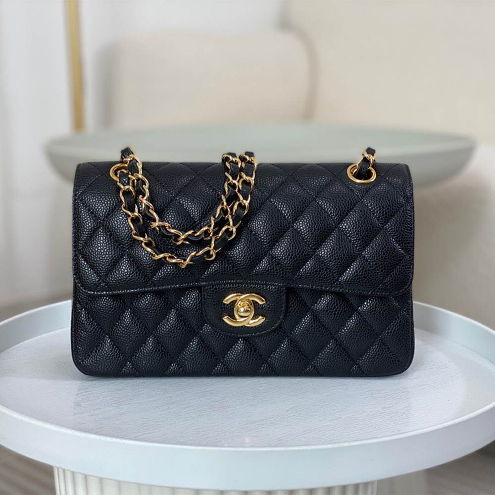 Ch**el SMALL CLASSIC HANDBAG