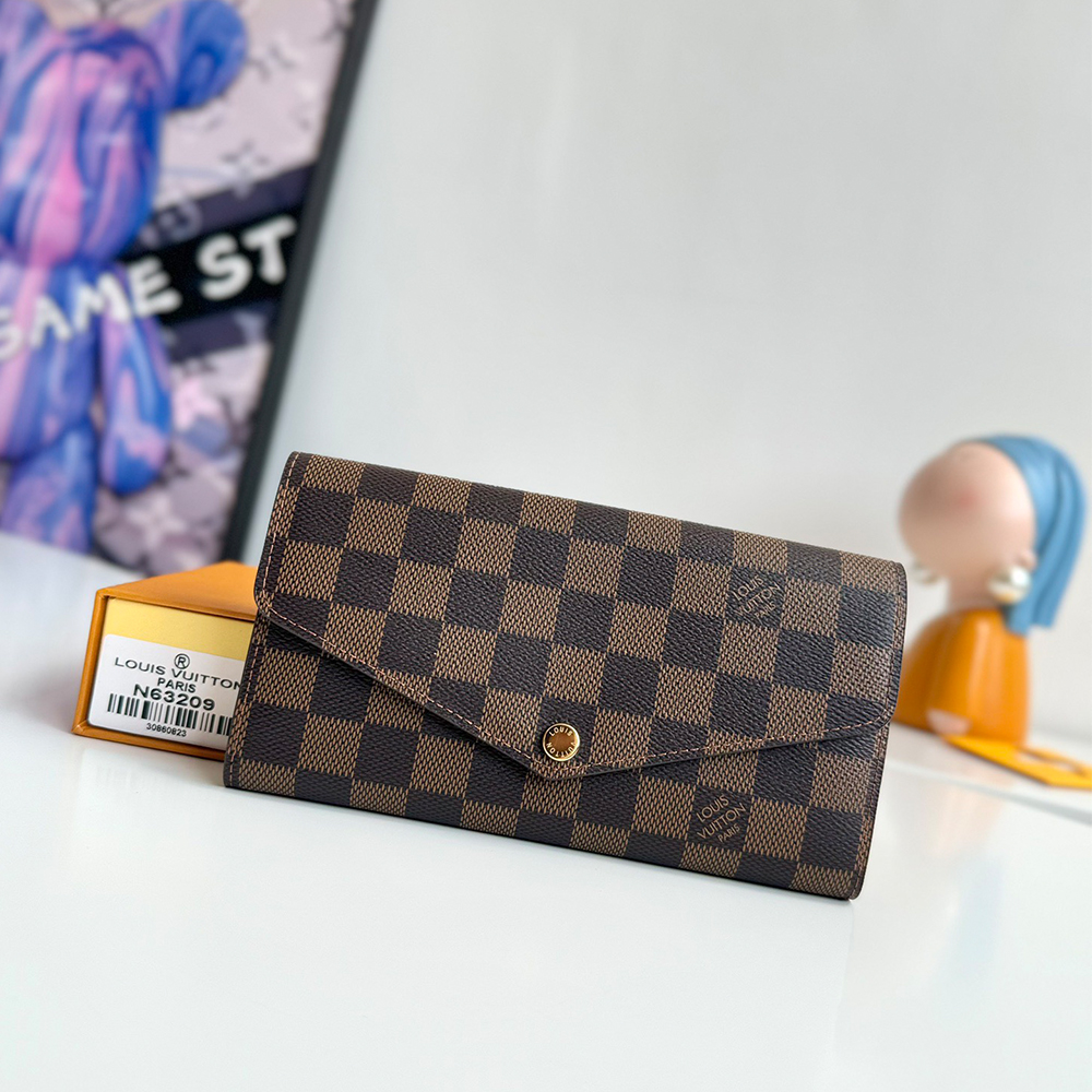 LV Sarah Wallet