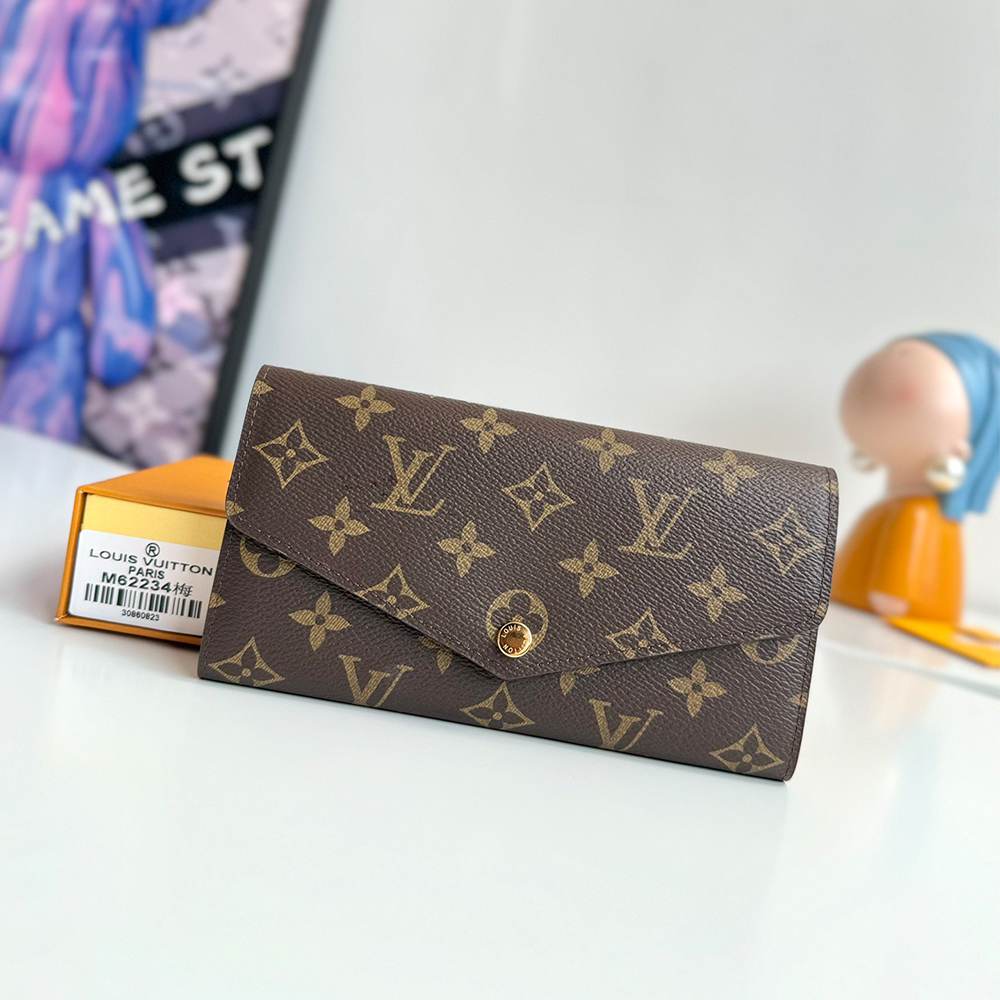 LV Sarah Wallet