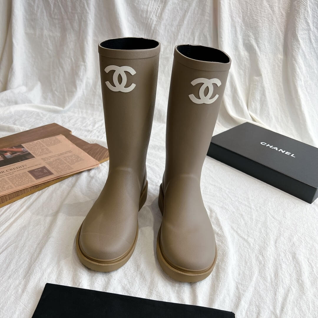 Ch**el long rain boots