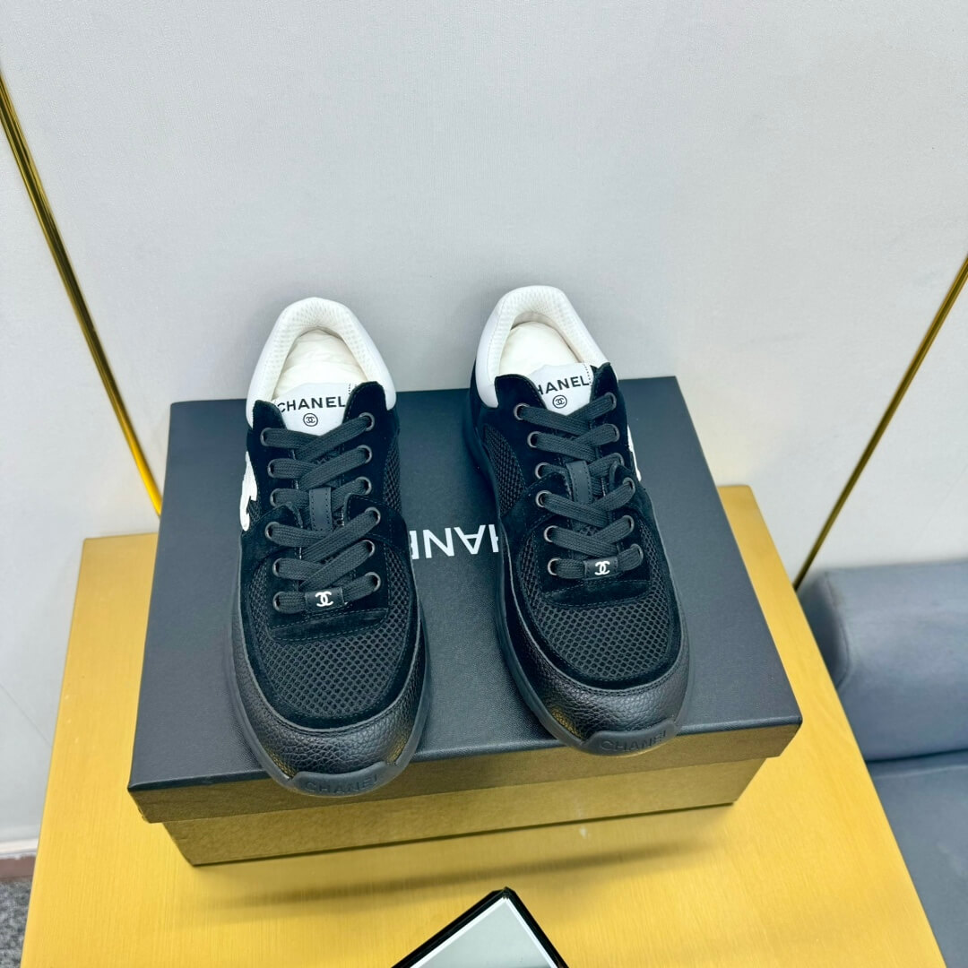 Ch**el Trainers
