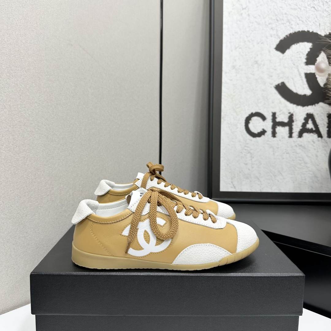 Ch**el Sneakers
