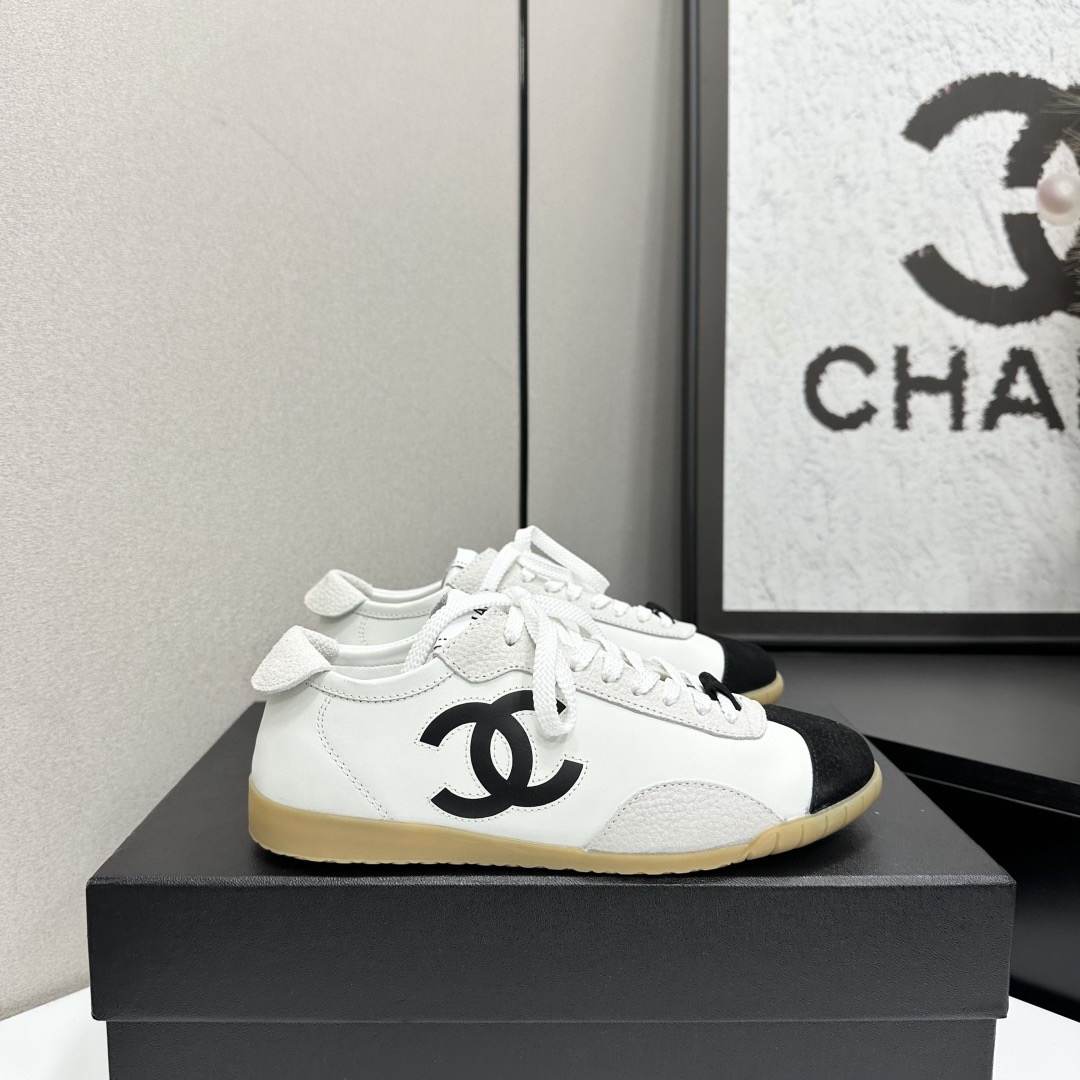 Ch**el Sneakers