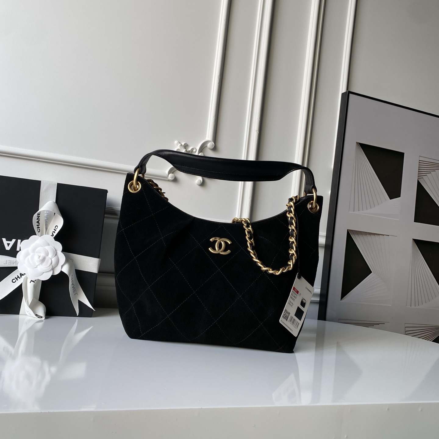 Ch**el Large Hobo Bag(HIGH-END GRADE)