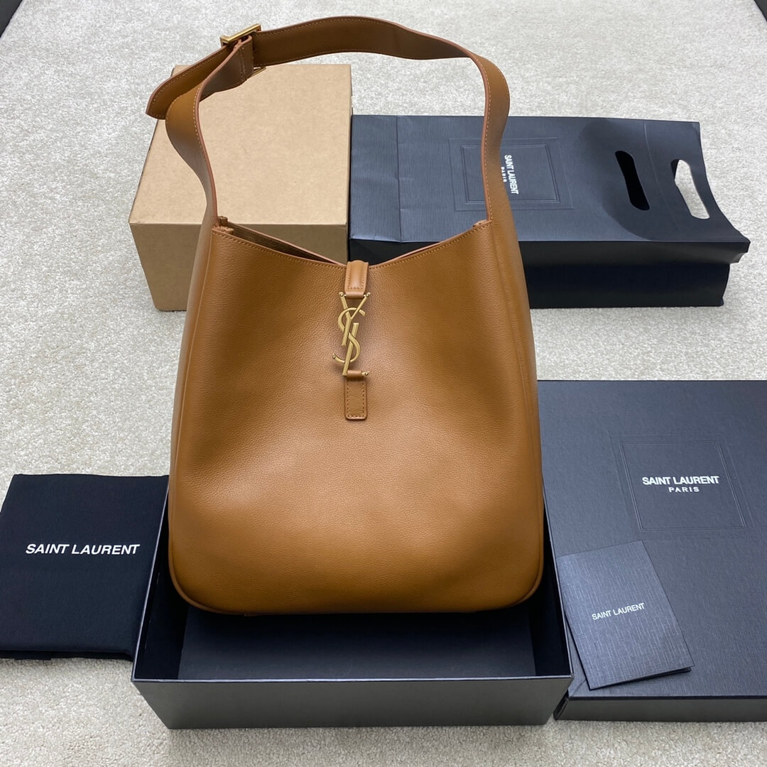 Y51 LE 5 À 7 large soft leather bag