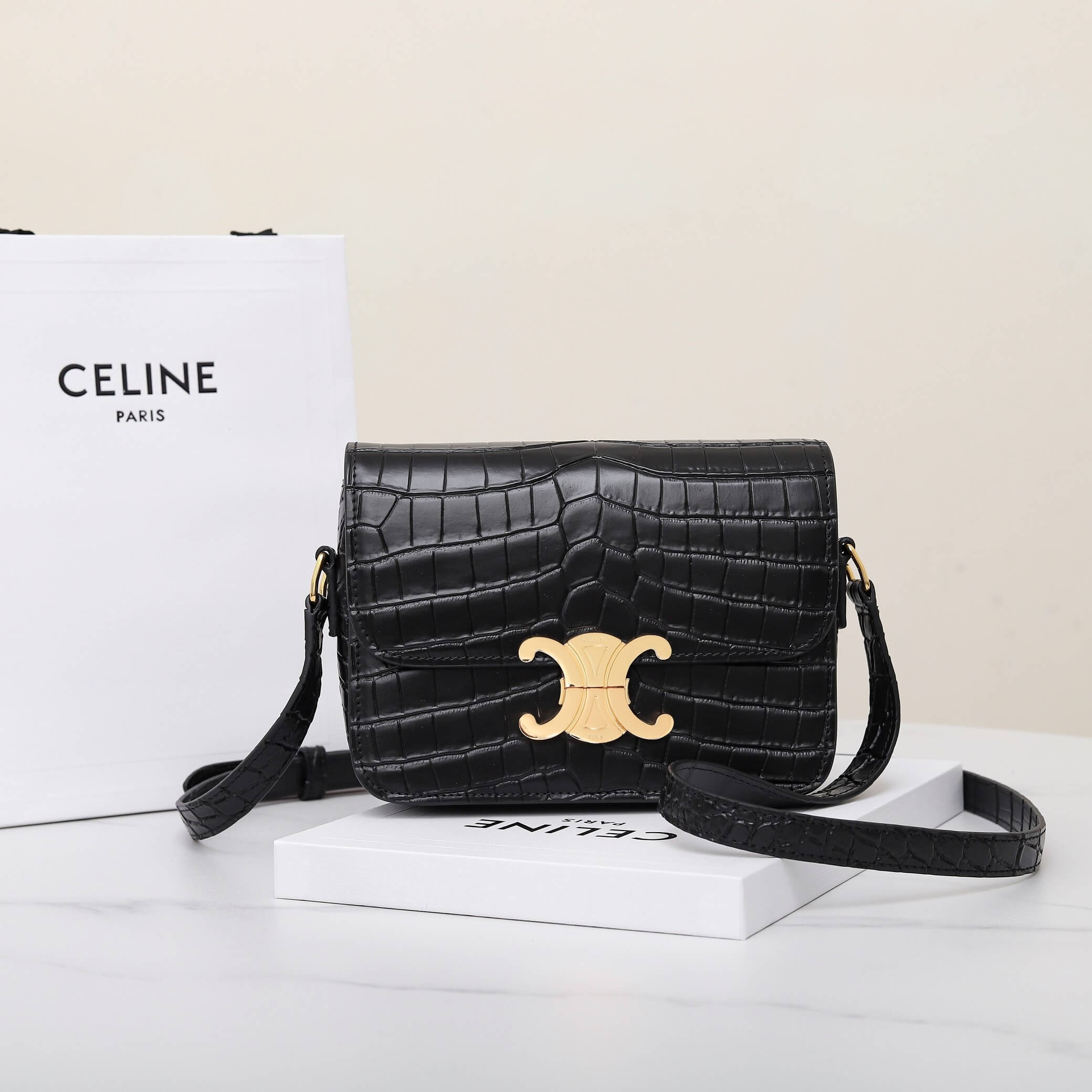 Ce1i*e TEEN TRIOMPHE crocodile pattern handbag(HIGH-END GRADE)