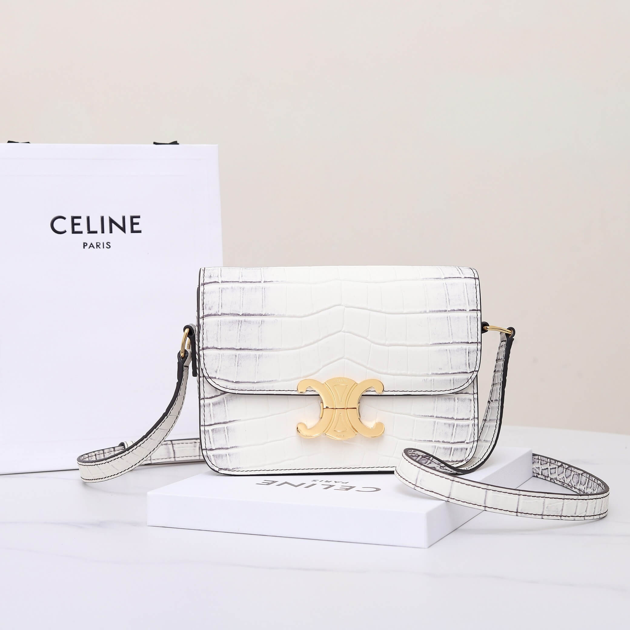 Ce1i*e TEEN TRIOMPHE crocodile pattern handbag(HIGH-END GRADE)