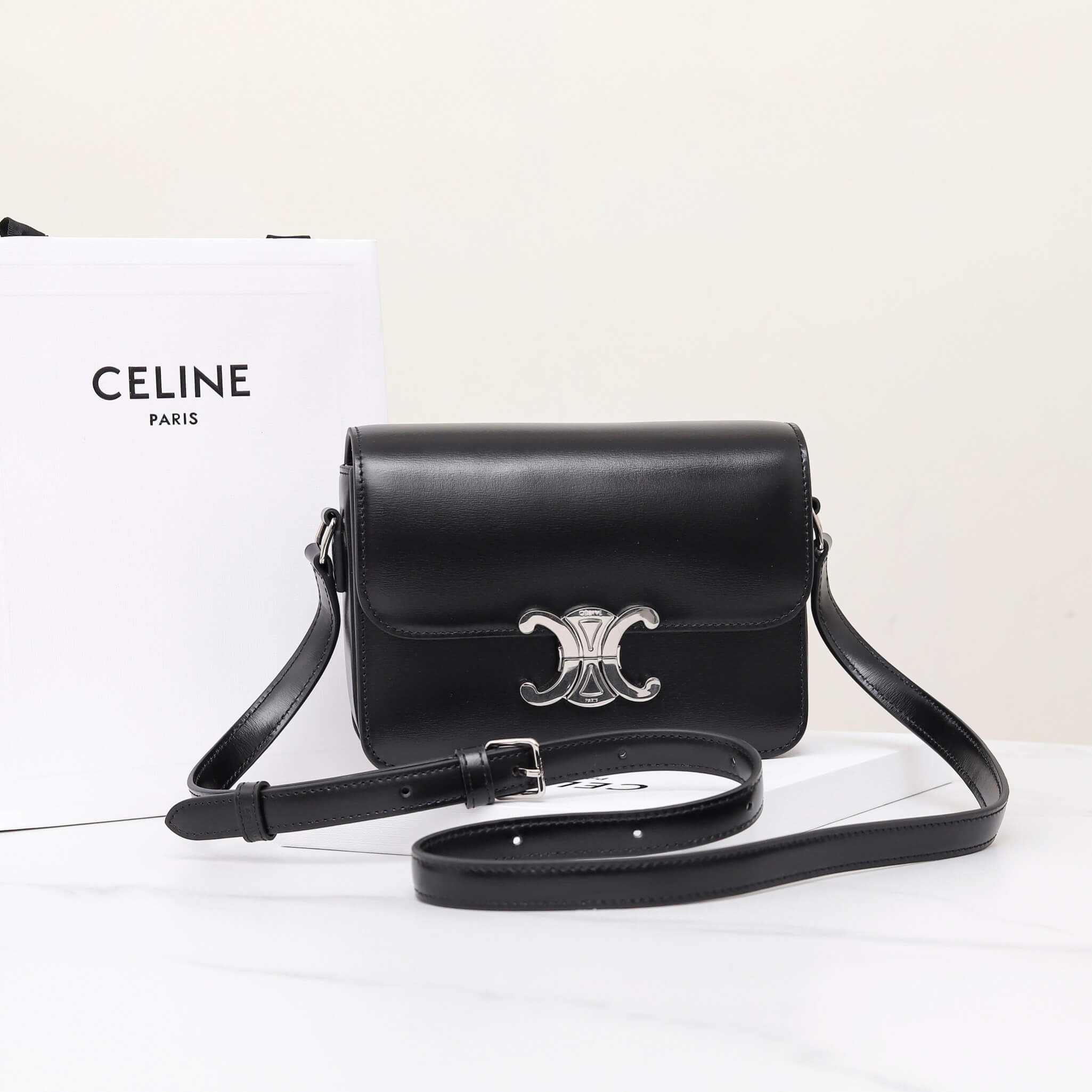 Ce1i*e TEEN TRIOMPHE handbag(HIGH-END GRADE)