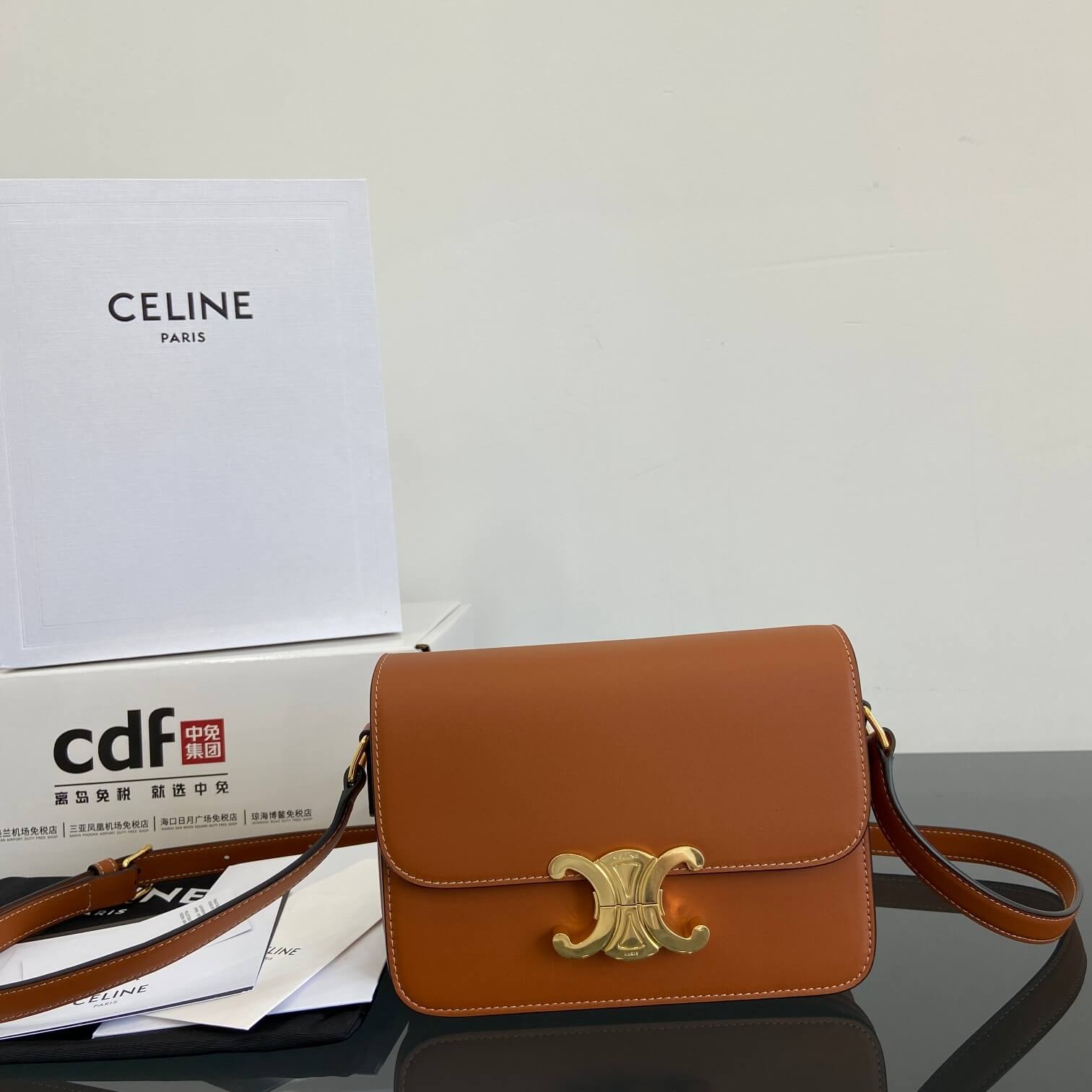 Ce1i*e TEEN TRIOMPHE handbag(HIGH-END GRADE)