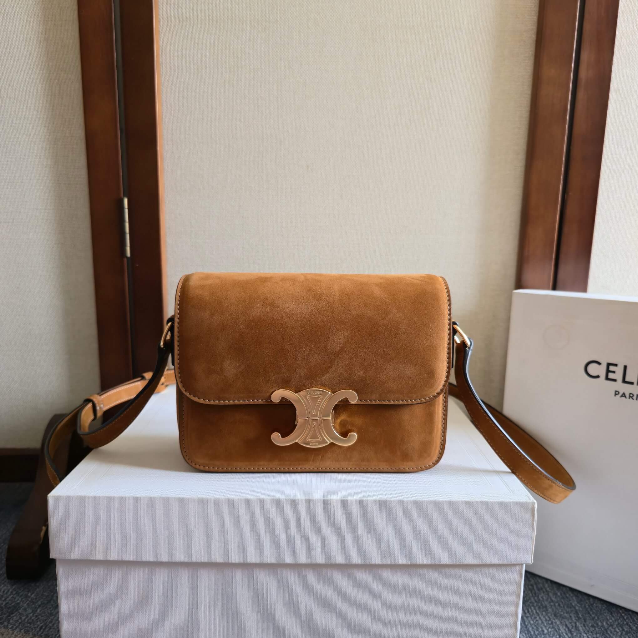 Ce1i*e TEEN TRIOMPHE handbag(HIGH-END GRADE)