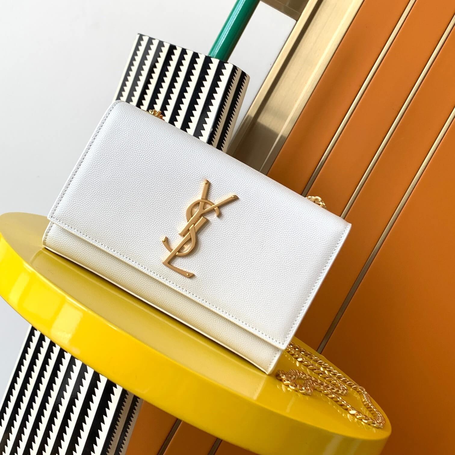 Y51 KATE SMALL SHOULDER BAG