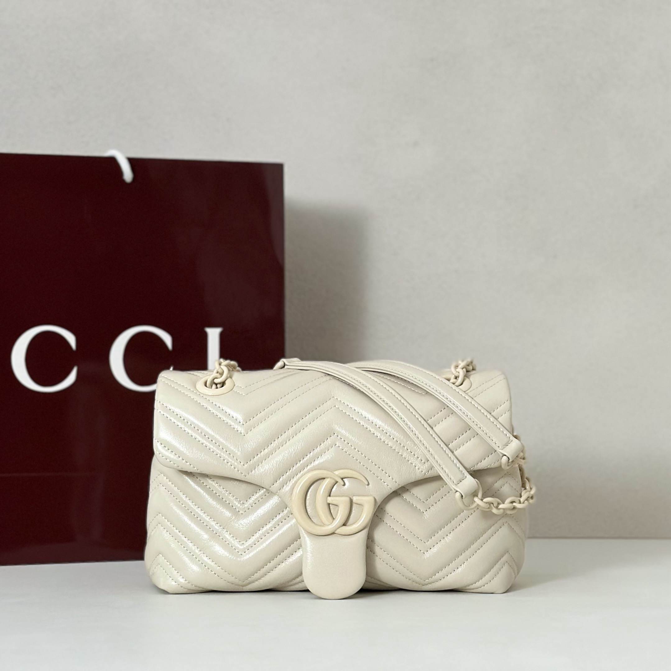 GG Marmont small shoulder bag
