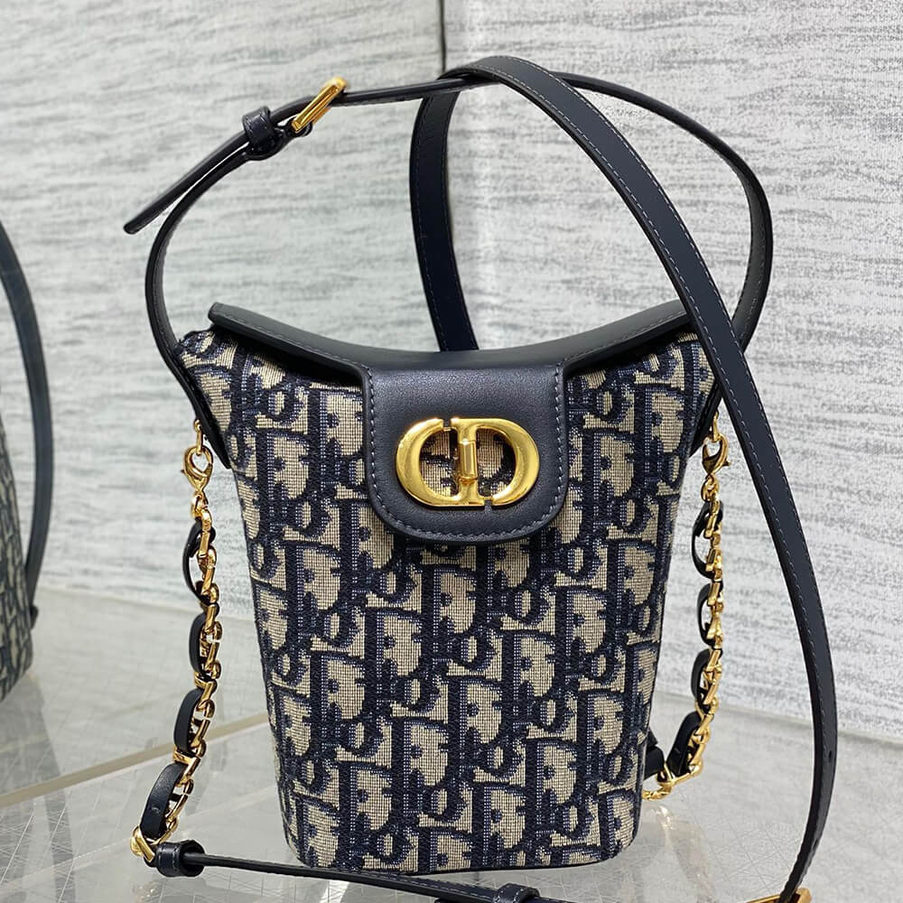 30 Montaigne D10r Amber Mini Bucket Bag