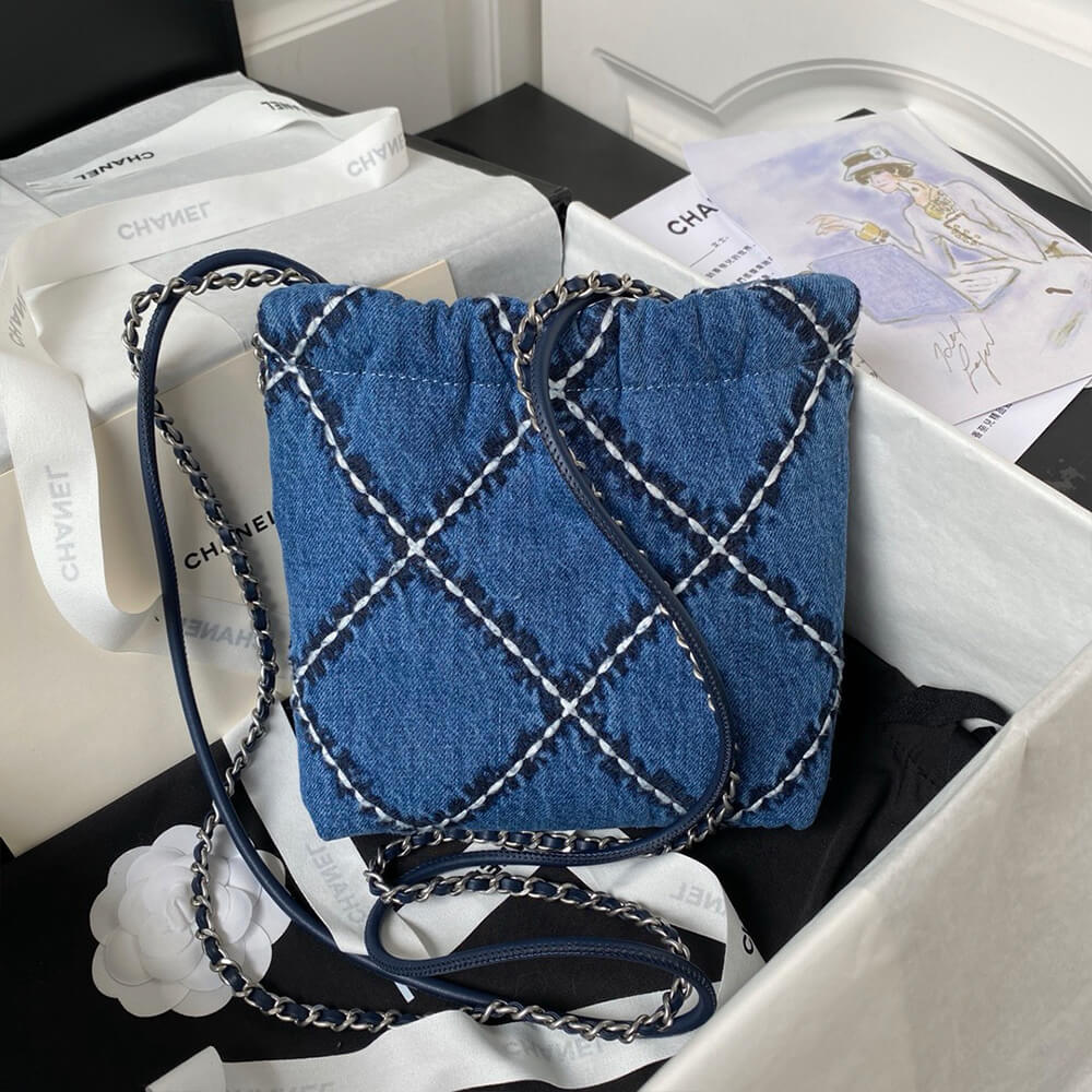Ch**el 22 MINI HANDBAG