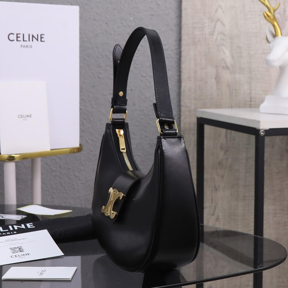 Ce1i*e MEDIUM AVA TRIOMPHE BAG in Calfskin