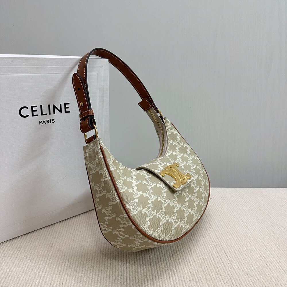 Ce1i*e MEDIUM AVA TRIOMPHE BAG in Calfskin