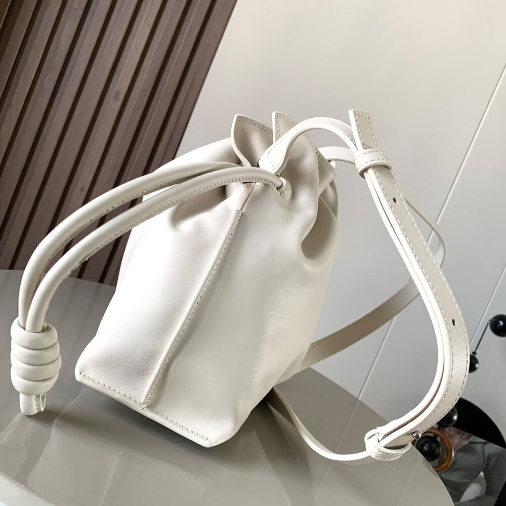 L0ew* Medium Flamenco clutch in nappa calfskin(HIGH-END GRADE)