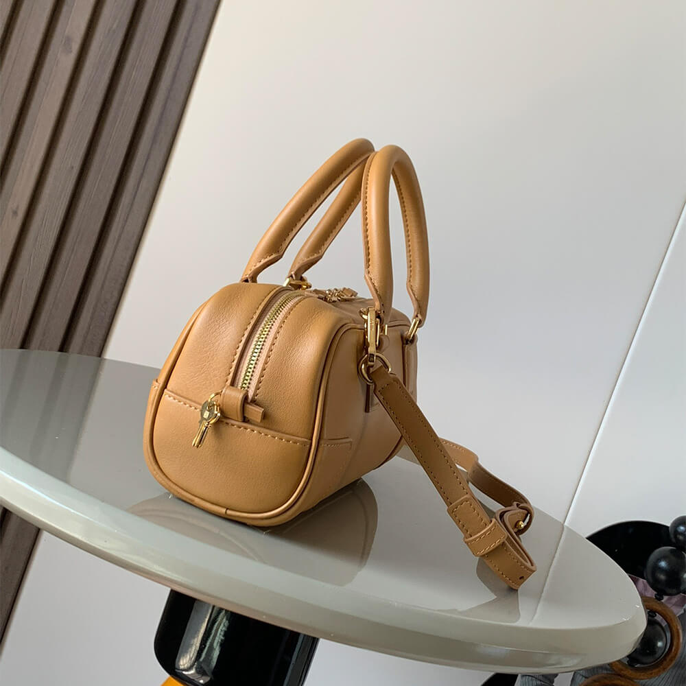 L0ew* Amazona 23 Cropped bag in nappa calfskin(HIGH-END GRADE)