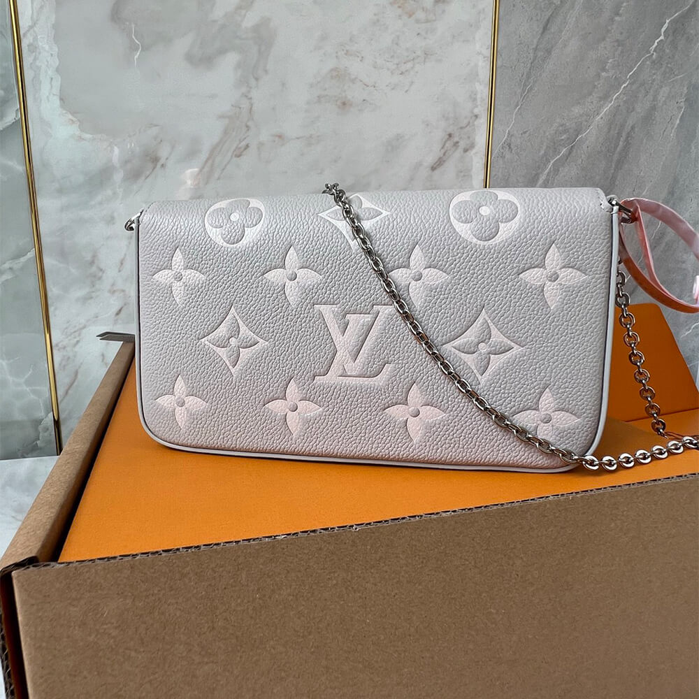 LV Pochette F??licie