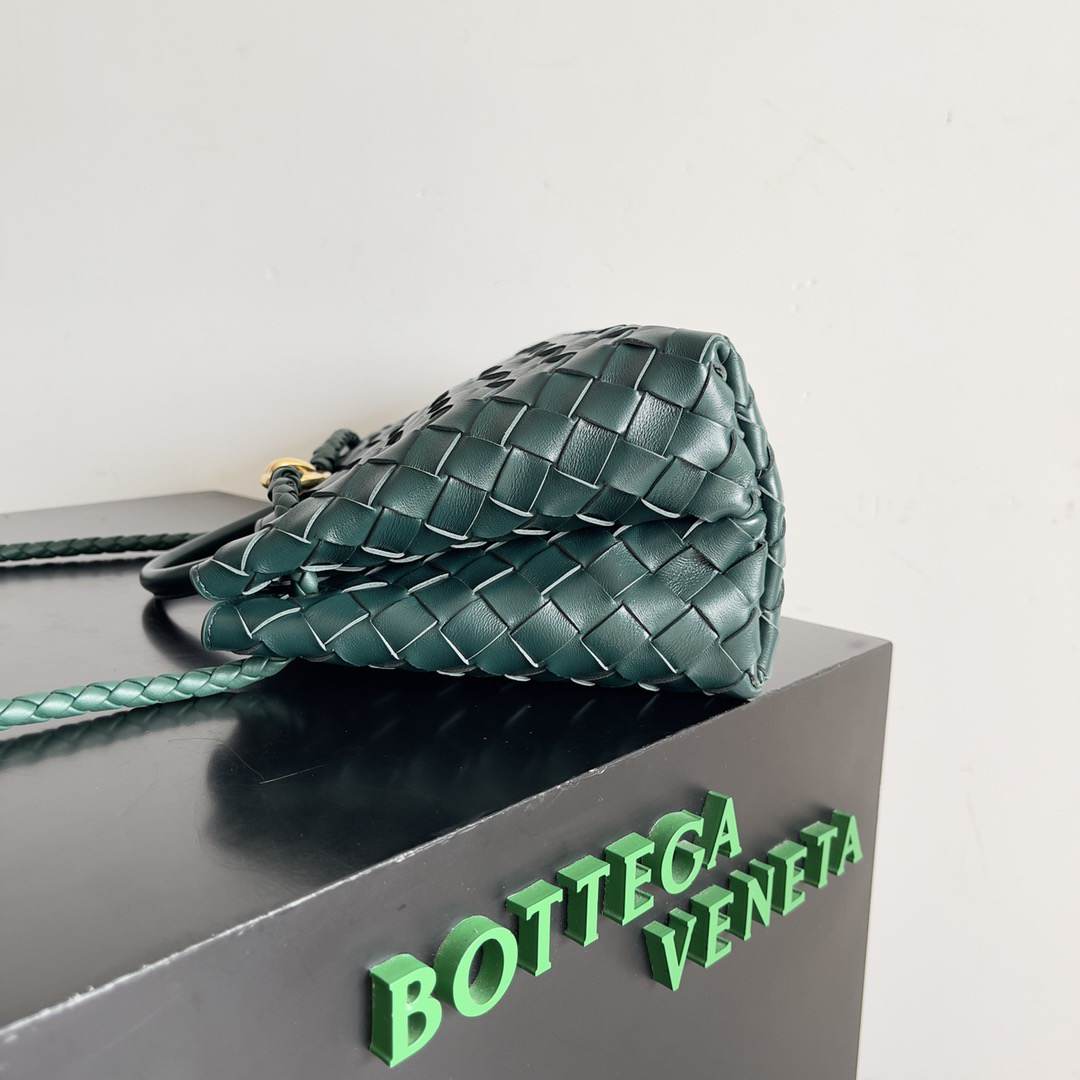 B0tt*ga Ven*ta East-West Andiamo(HIGH-END GRADE)